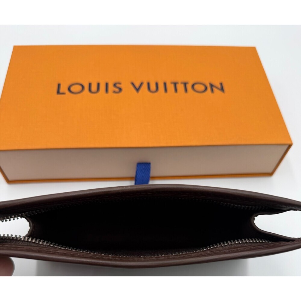 Authentic Louis Vuitton Brown Epi Leather Pochette Accessoires Bag Women's - Picture 10 of 12